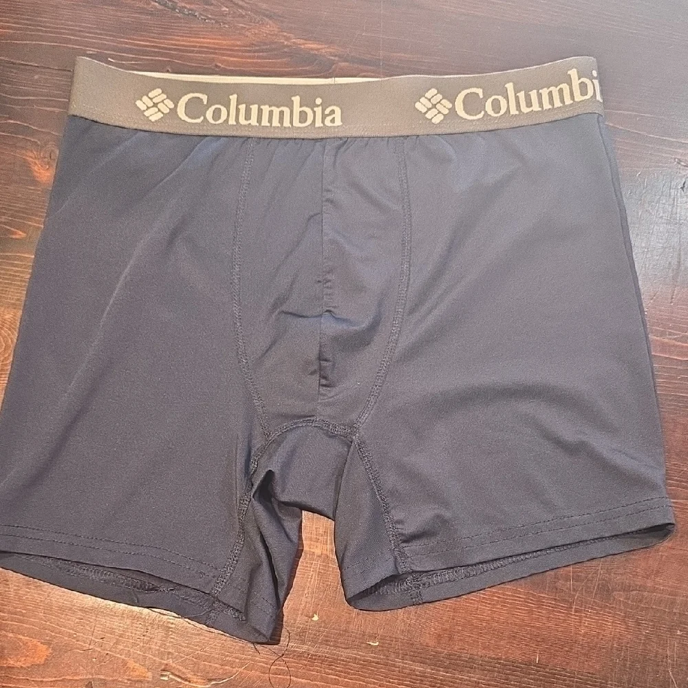 ​Columbia Men's Performance Mesh Boxer Briefs - Navy Blue - Size M